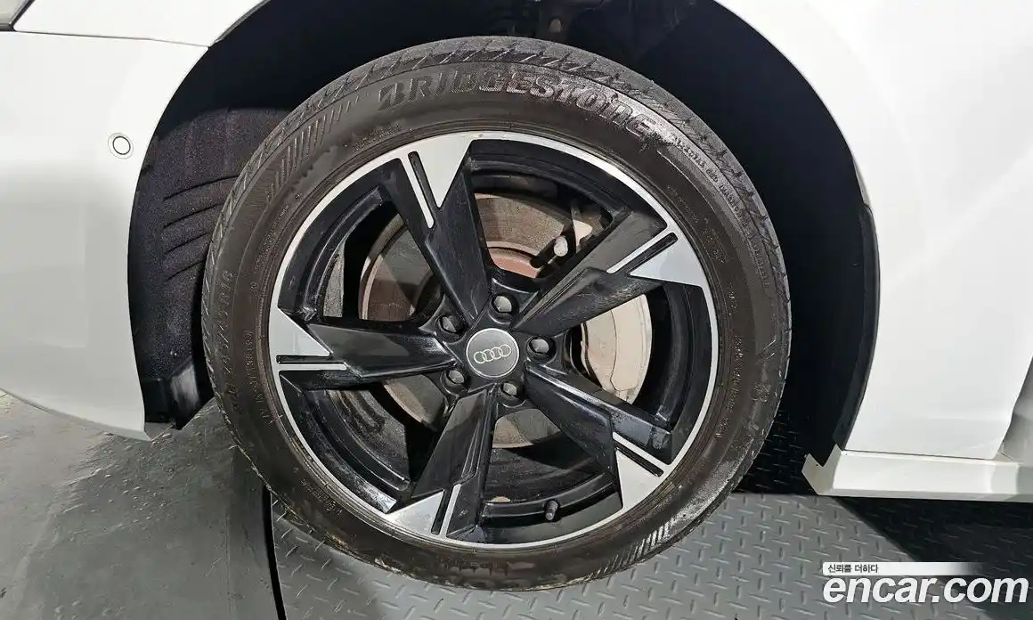 Audi A6 2020 2.0 Автомат в Москве № 163154, фото 17