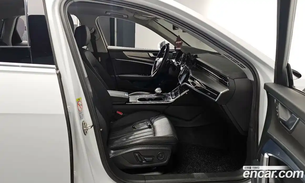 Audi A6 2020 2.0 Автомат в Москве № 163154, фото 4