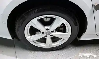 Audi A6 2020 2.0 Автомат в Москве № 163393, миниатюра 4