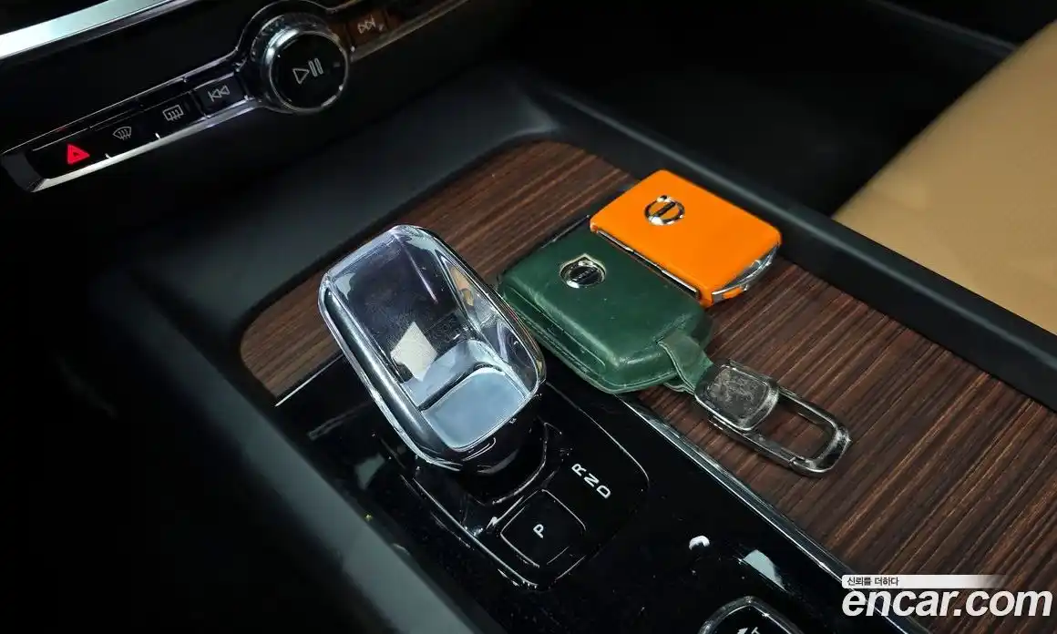 Volvo V60 2023 2.0 Автомат в Москве № 164263, фото 6