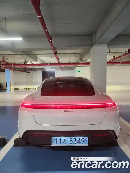 Porsche Taycan 2023 Автомат в Москве № 165074, фото 3