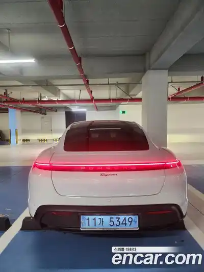 Porsche Taycan 2023 Автомат в Москве № 165074, миниатюра 3