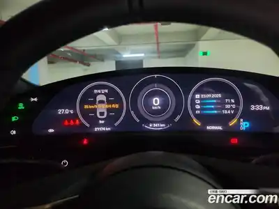 Porsche Taycan 2023 Автомат в Москве № 165074, миниатюра 9