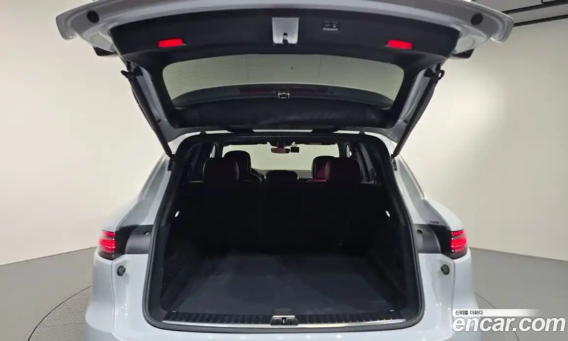 Porsche Cayenne 2021 3.0 Автомат в Москве № 165367, фото 14