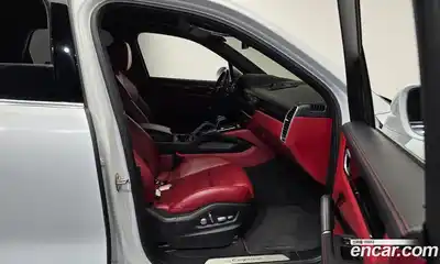 Porsche Cayenne 2021 3.0 Автомат в Москве № 165367, миниатюра 2