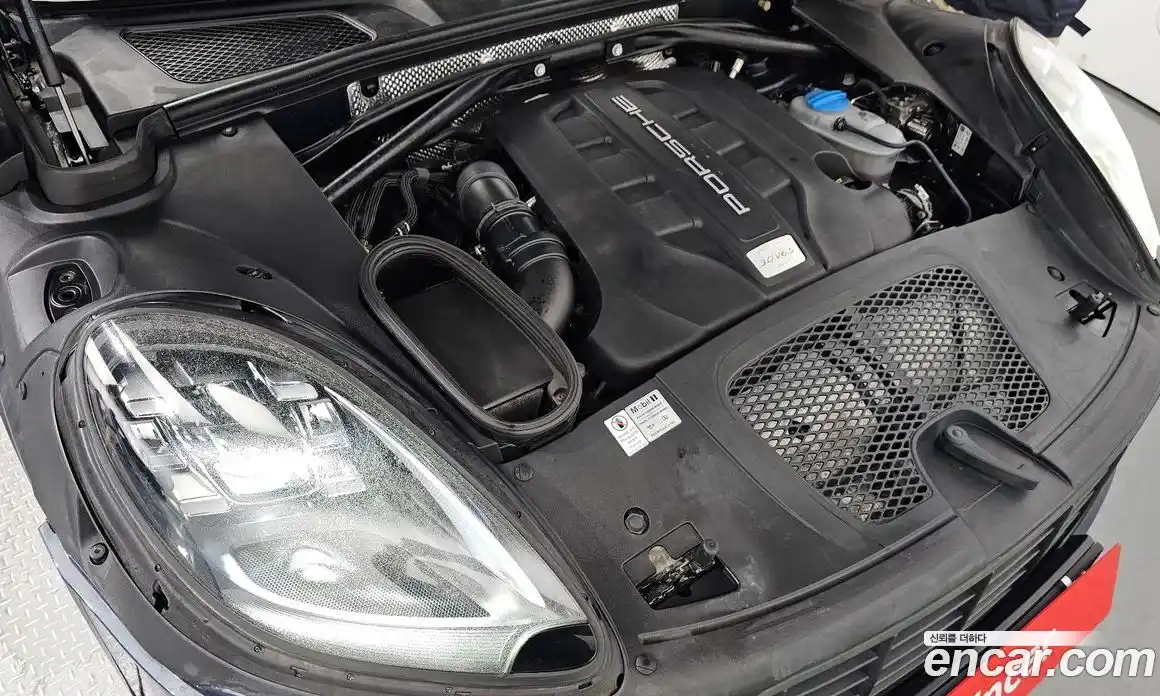 Porsche Macan 2017 3.0 Автомат в Москве № 165600, фото 4