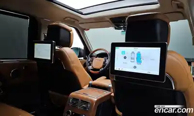Land Rover Range-Rover 2019 4.4 Автомат в Москве № 166413, миниатюра 11