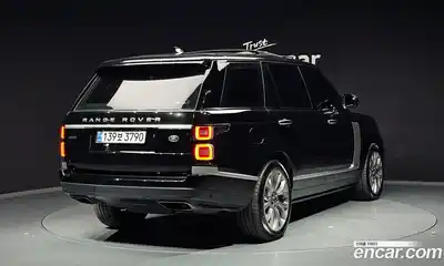 Land Rover Range-Rover 2019 4.4 Автомат в Москве № 166550, миниатюра 4