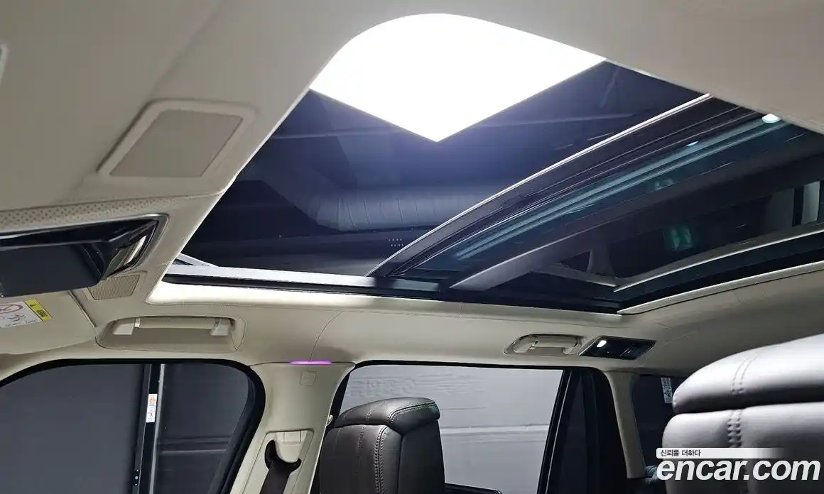 Land Rover Range-Rover 2019 4.4 Автомат в Москве № 166550, фото 9