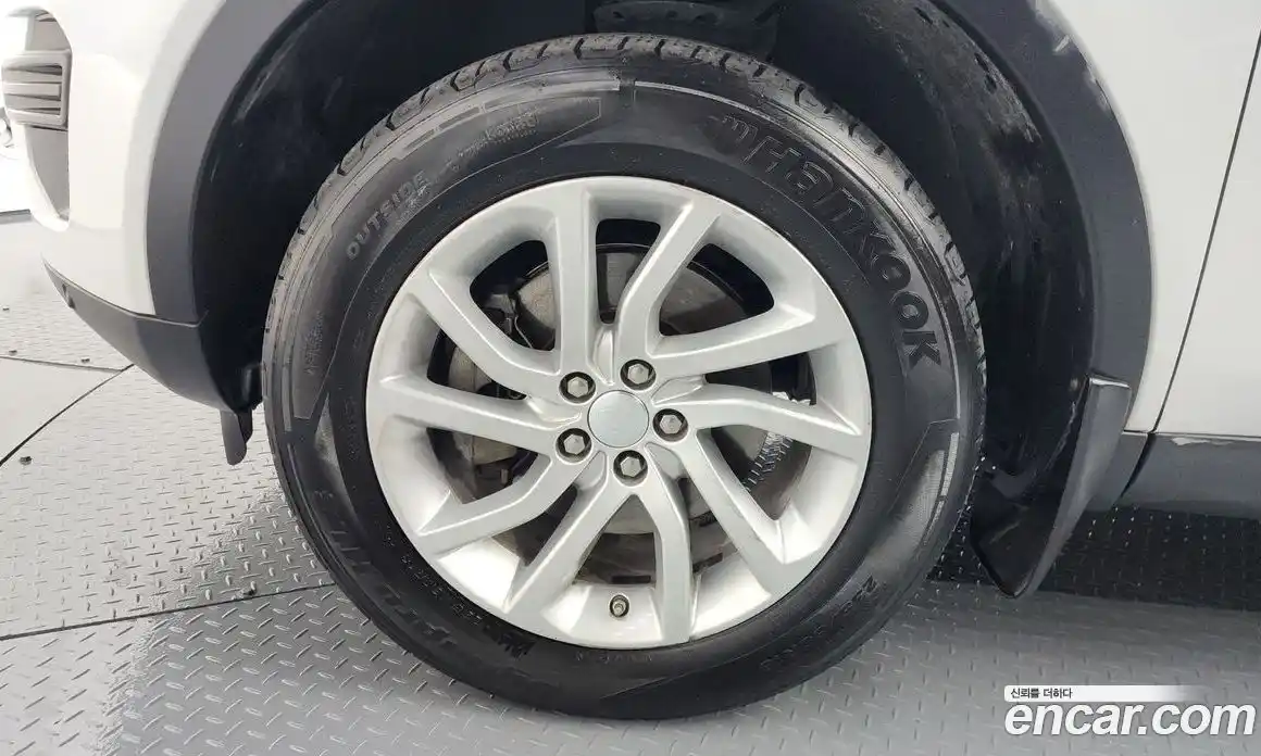 Land Rover Discovery Sport 2019 2.0 Автомат в Москве № 166701, фото 13