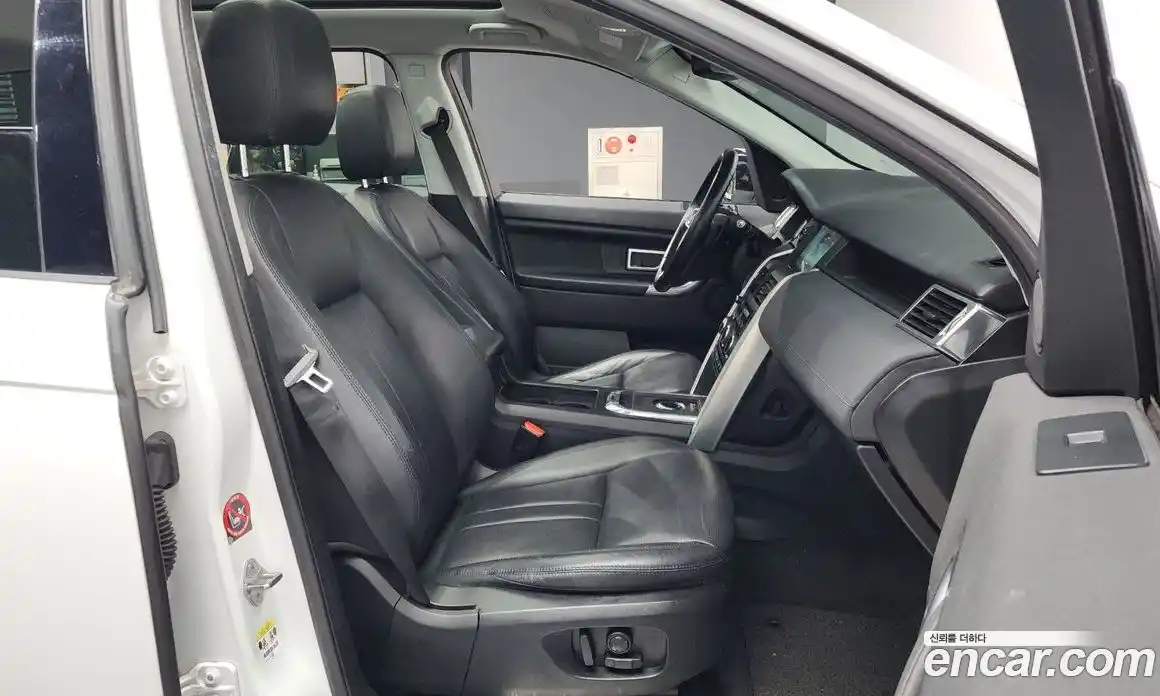 Land Rover Discovery Sport 2019 2.0 Автомат в Москве № 166701, фото 14