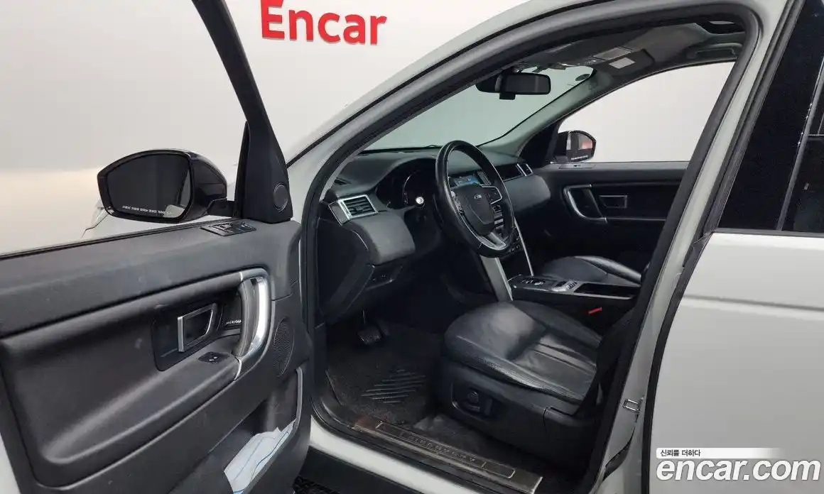 Land Rover Discovery Sport 2019 2.0 Автомат в Москве № 166701, фото 18