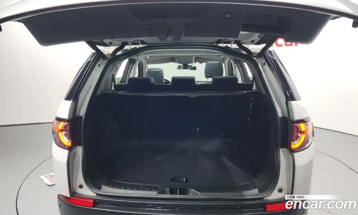 Land Rover Discovery Sport 2019 2.0 Автомат в Москве № 166701, фото 3