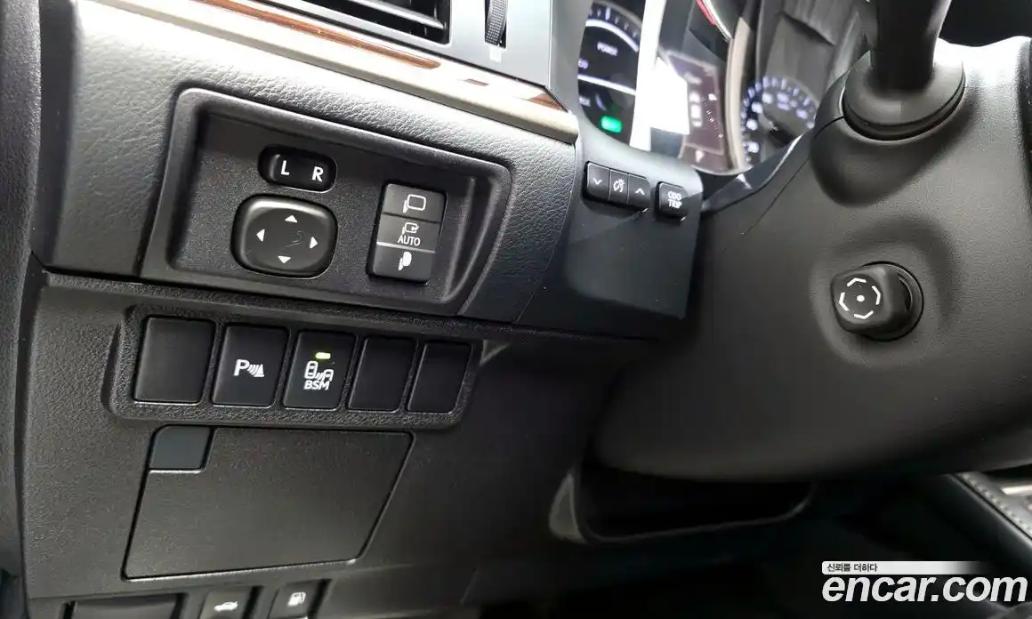 Lexus ES 2018 2.5 Автомат в Москве № 168288, фото 17