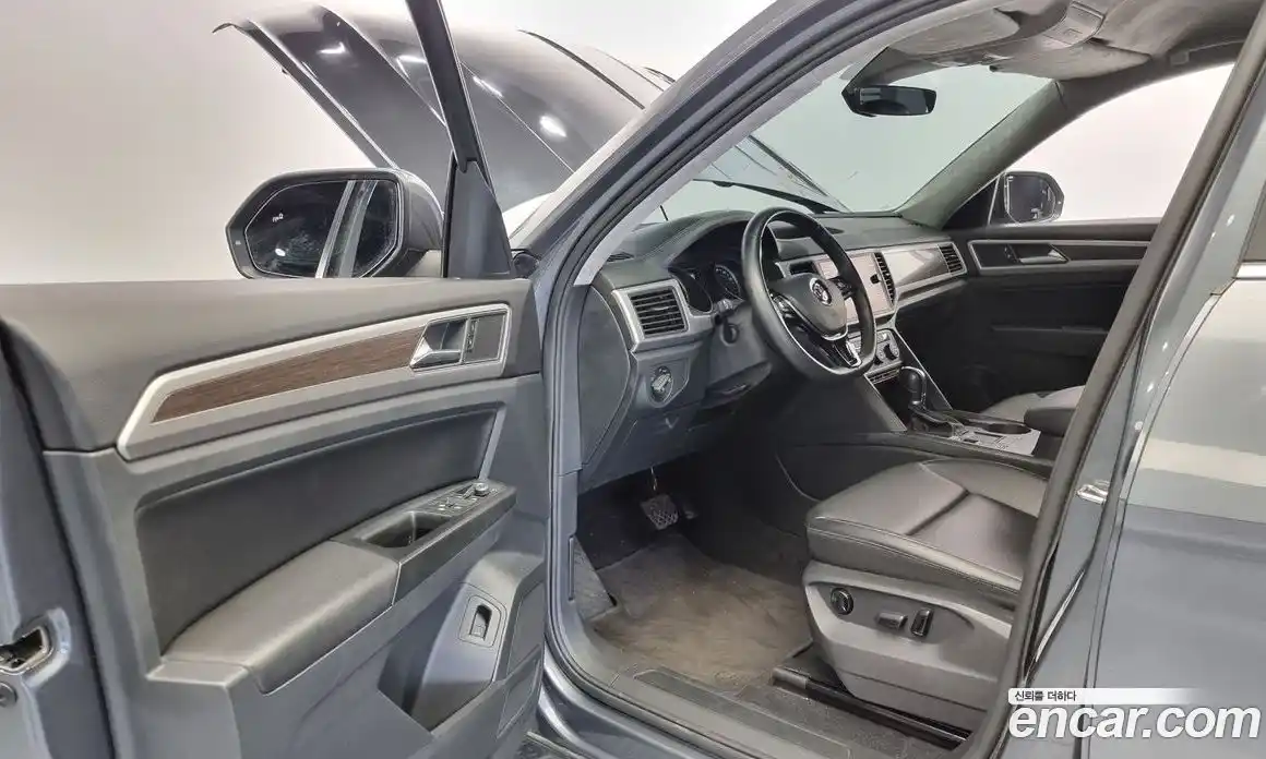 Volkswagen Atlas 2019 3.6 Автомат в Москве № 168429, фото 7