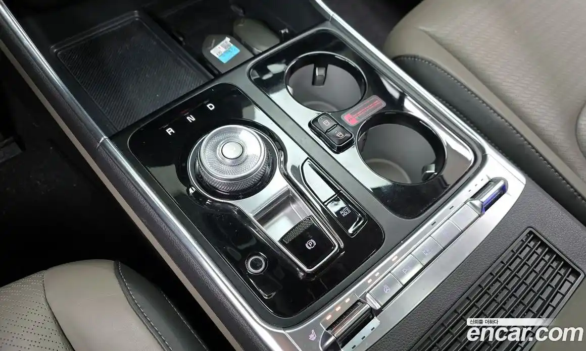 Kia Canival 2024 2.2 Автомат в Москве № 16887, фото 9