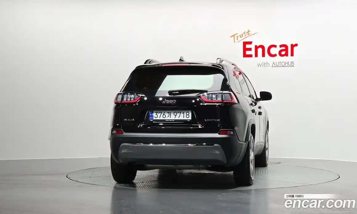 Jeep Cherokee 2022 2.4 Автомат в Москве № 169412, фото 4