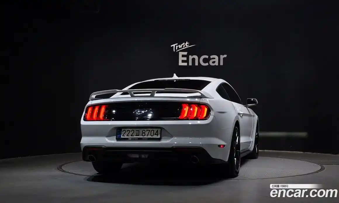 Ford Mustang 2021 2.3 Автомат в Москве № 170847, фото 14