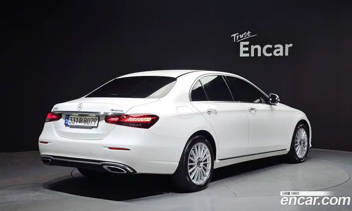 Mercedes-Benz E-Class 2022 2.0 Автомат в Москве № 175316, фото 10