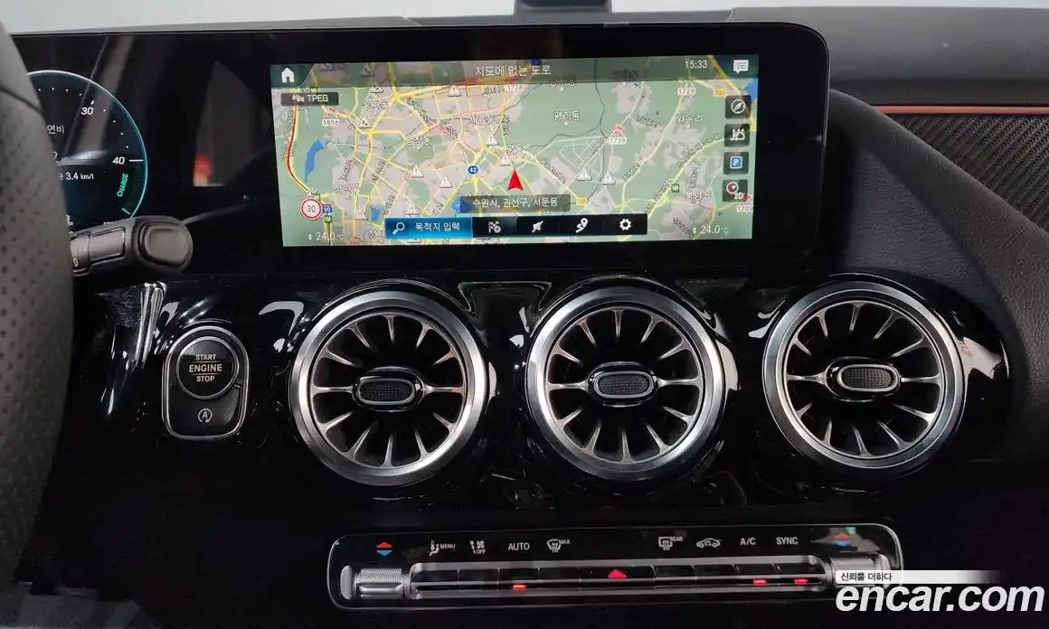 Mercedes-Benz GLA-Class 2022 2.0 Автомат в Москве № 176640, фото 12