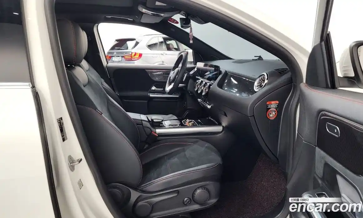 Mercedes-Benz GLA-Class 2022 2.0 Автомат в Москве № 176640, фото 18