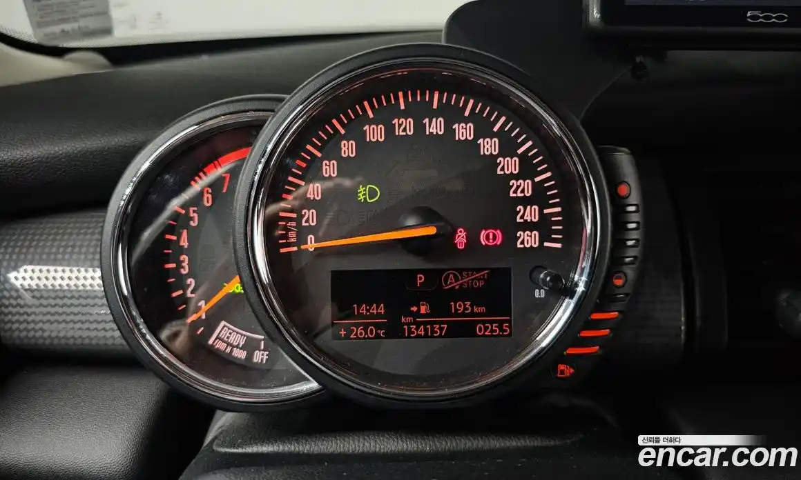 Mini Cooper 2016 1.5 Автомат в Москве № 177629, фото 14