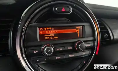 Mini Cooper 2016 1.5 Автомат в Москве № 177629, миниатюра 2