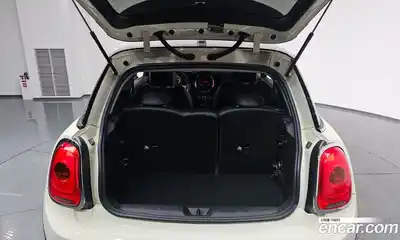 Mini Cooper 2016 1.5 Автомат в Москве № 177629, миниатюра 6