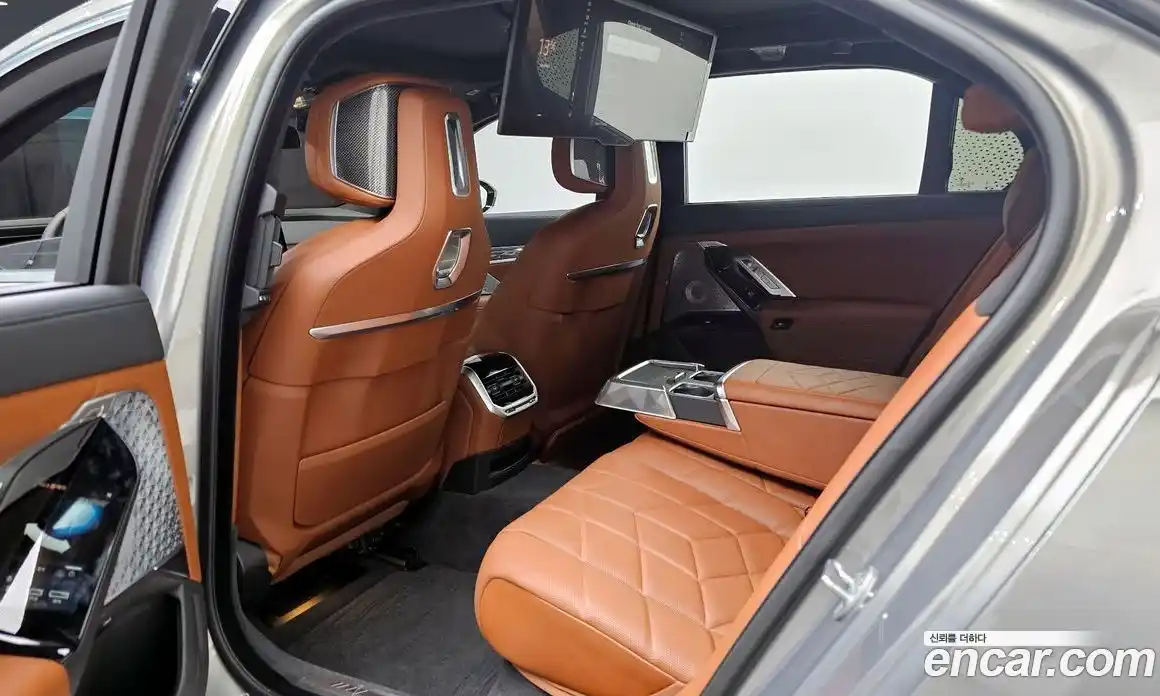 BMW 7-Series 2024 3.0 Автомат в Москве № 187934, фото 12