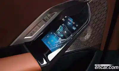 BMW 7-Series 2024 3.0 Автомат в Москве № 187934, миниатюра 3