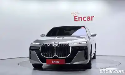 BMW 7-Series 2024 3.0 Автомат в Москве № 187934, миниатюра 4