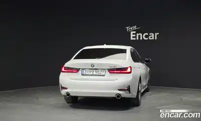 BMW 3-Series 2022 2.0 Автомат в Москве № 188331, миниатюра 5