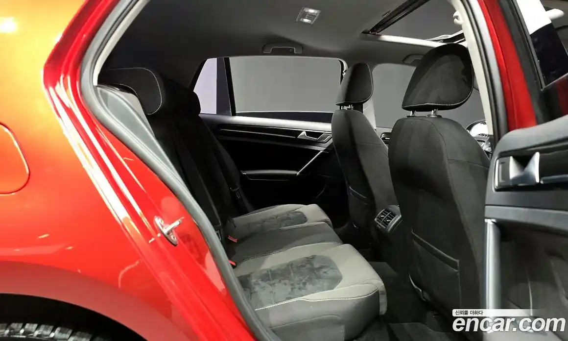 Volkswagen Golf 2015 2.0 Автомат в Москве № 190018, фото 17