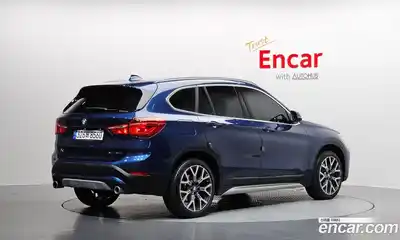 BMW X1 2022 2.0 Автомат в Москве № 191620, миниатюра 2