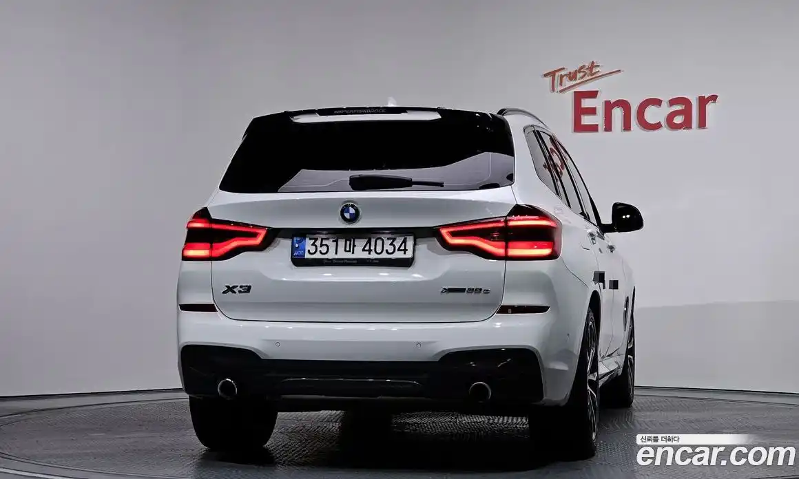 BMW X3 2021 2.0 Автомат в Москве № 191777, фото 1