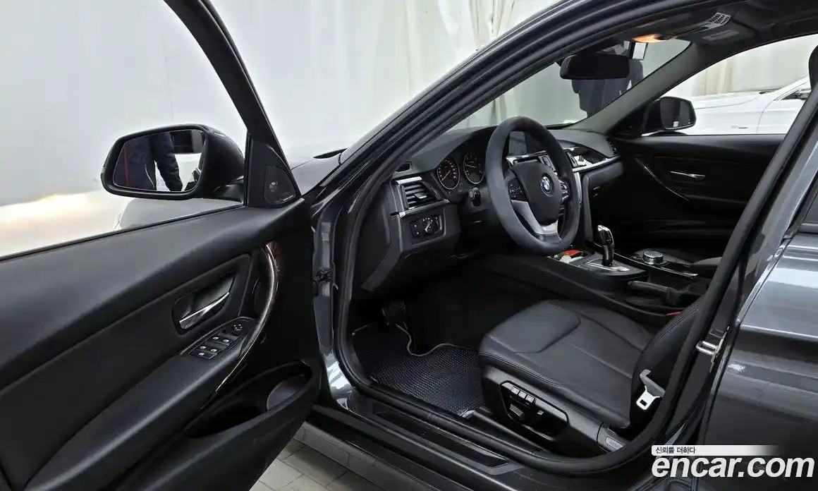 BMW 3-Series 2015 2.0 Автомат в Москве № 192117, фото 14