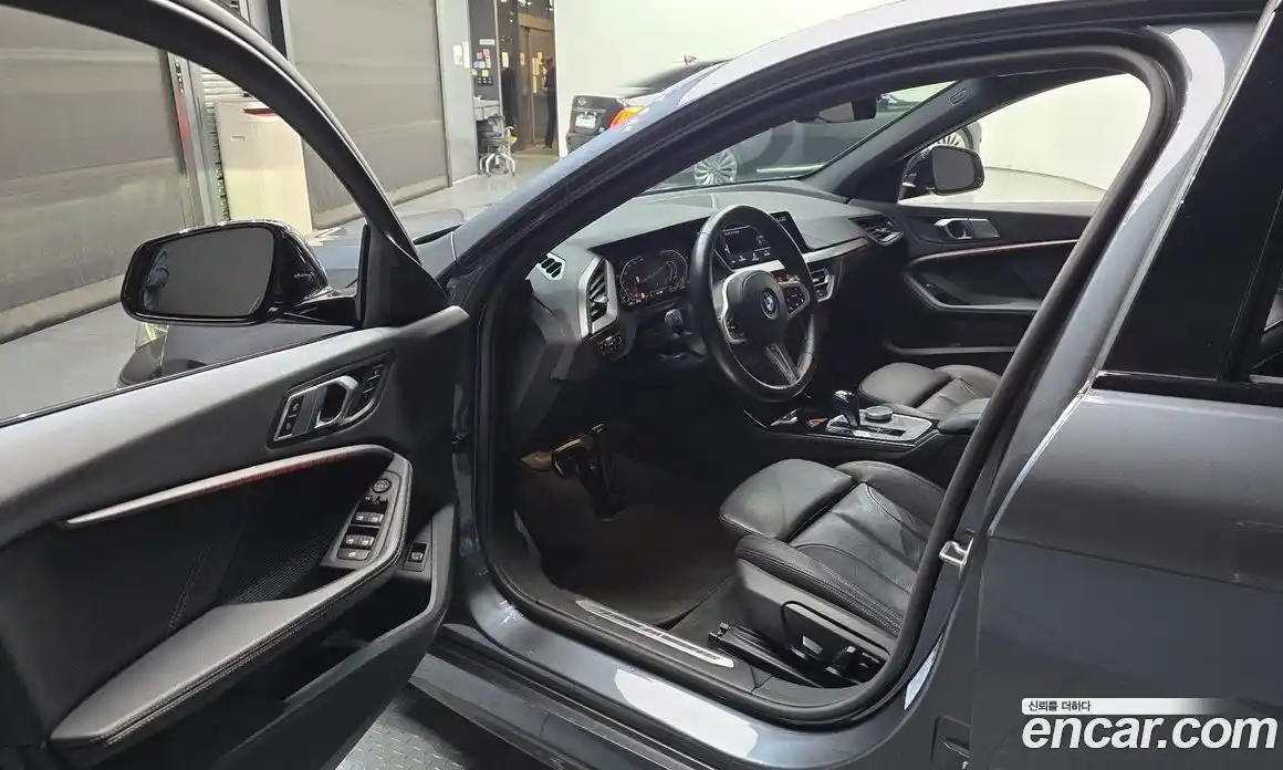 BMW 1-Series 2022 2.0 Автомат в Москве № 192582, фото 13