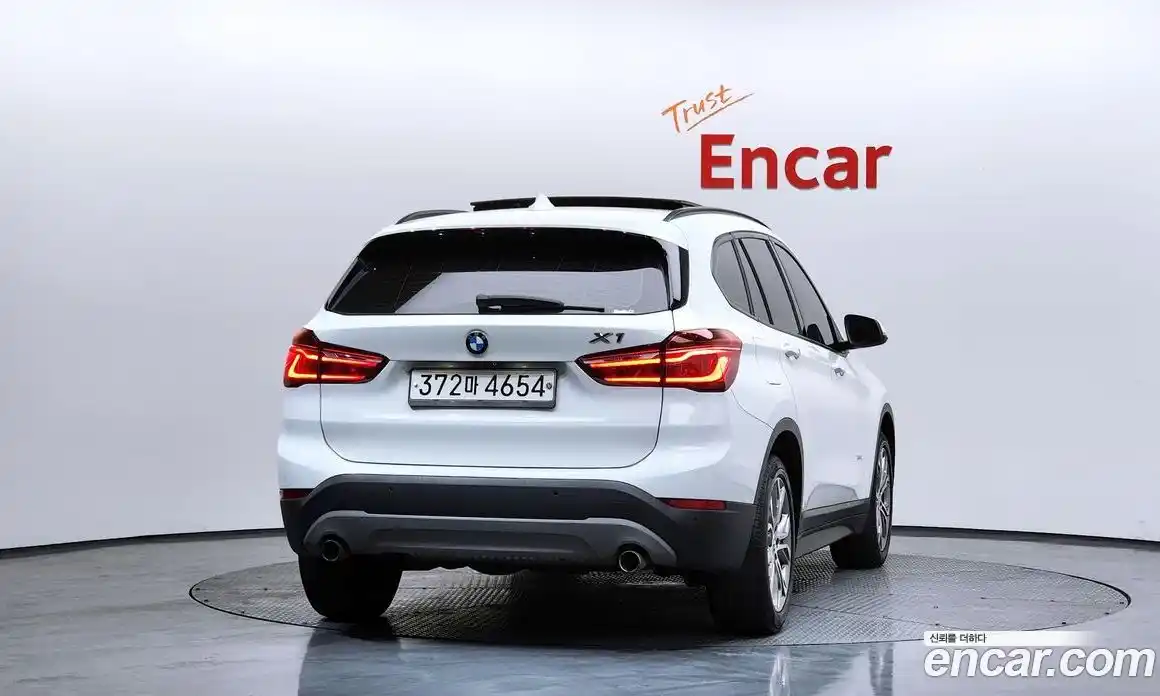 BMW X1 2016 2.0 Автомат в Москве № 192727, фото 15