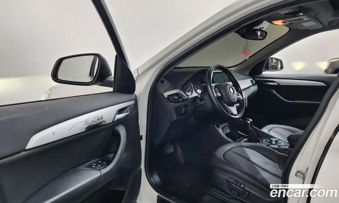 BMW X1 2016 2.0 Автомат в Москве № 192727, фото 3