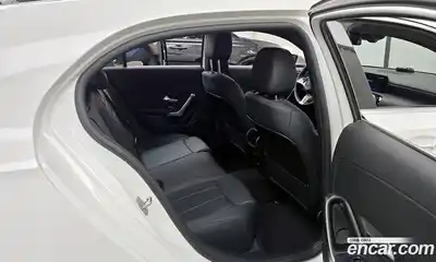 Mercedes-Benz A-Class 2025 2.0 Автомат в Москве № 193624, миниатюра 12