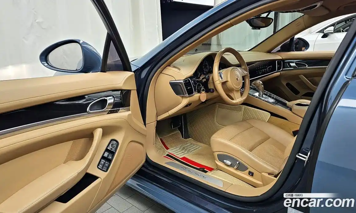 Porsche Panamera 2011 3.6 Автомат в Москве № 194506, фото 12