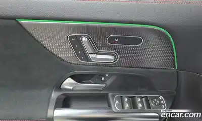 Mercedes-Benz EQA 2022 0.2 Автомат в Москве № 194744, миниатюра 2