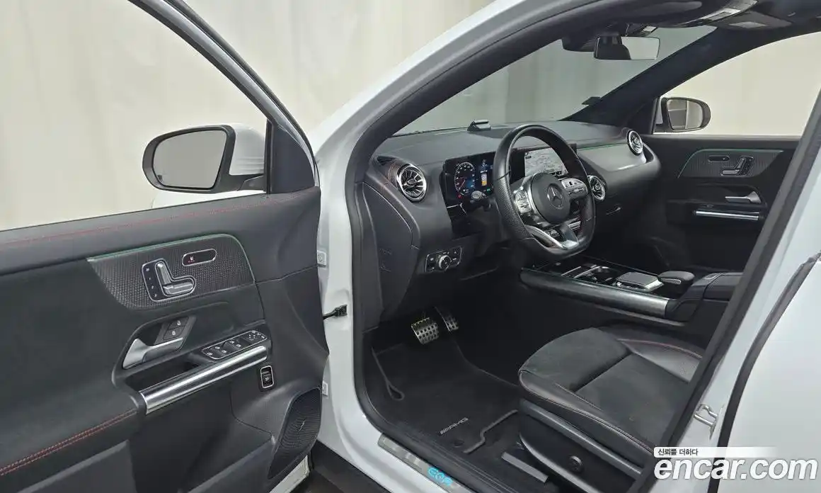 Mercedes-Benz EQA 2022 0.2 Автомат в Москве № 194744, фото 6