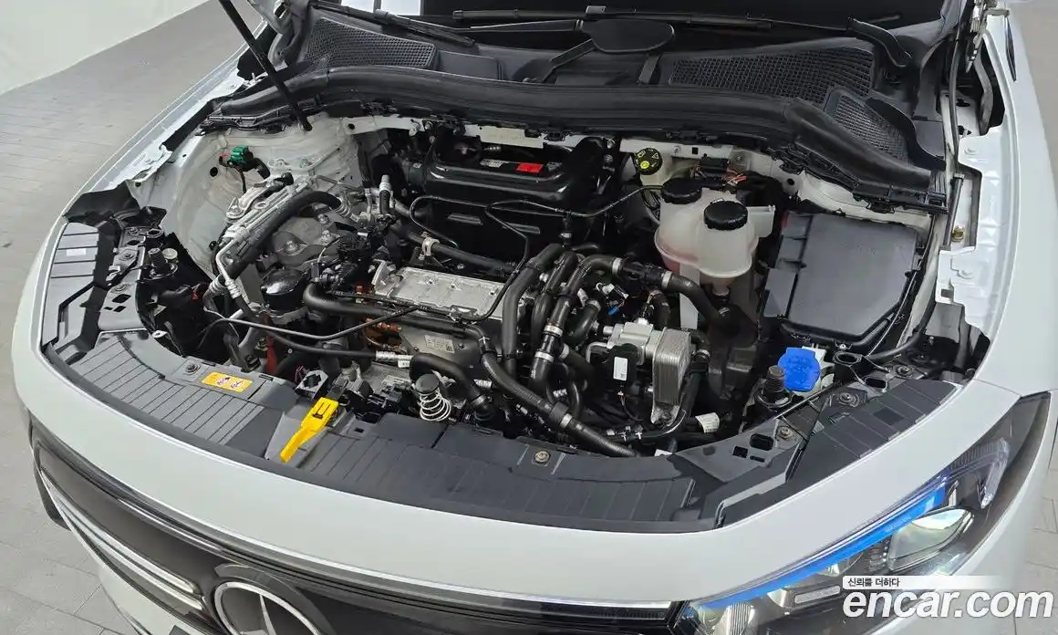 Mercedes-Benz EQA 2022 0.2 Автомат в Москве № 194744, фото 9