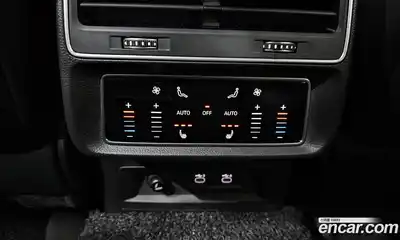 Audi Q8 2021 3.0 Автомат в Москве № 196659, миниатюра 12