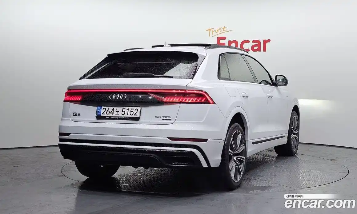 Audi Q8 2021 3.0 Автомат в Москве № 196659, фото 17