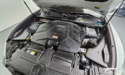 Audi Q8 2021 3.0 Автомат в Москве № 196659, миниатюра 4