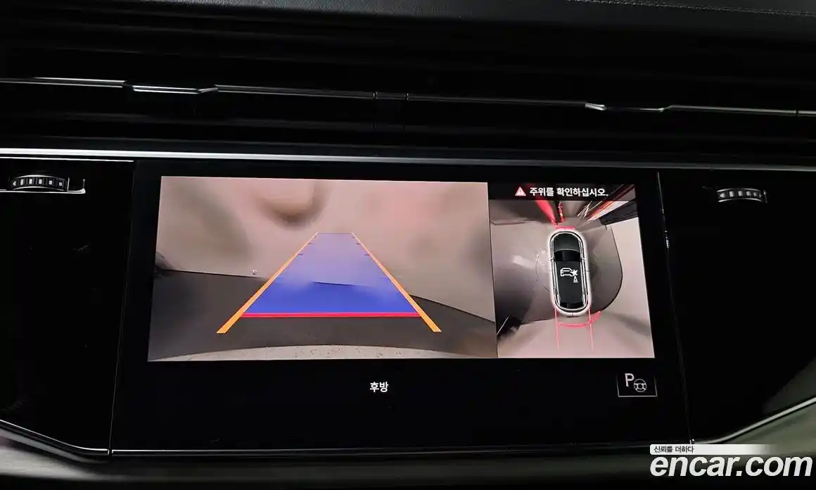 Audi Q8 2021 3.0 Автомат в Москве № 196659, фото 9