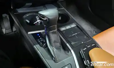 Lexus UX 2019 2.0 Автомат в Москве № 198842, миниатюра 11