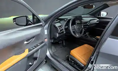 Lexus UX 2019 2.0 Автомат в Москве № 198842, миниатюра 12